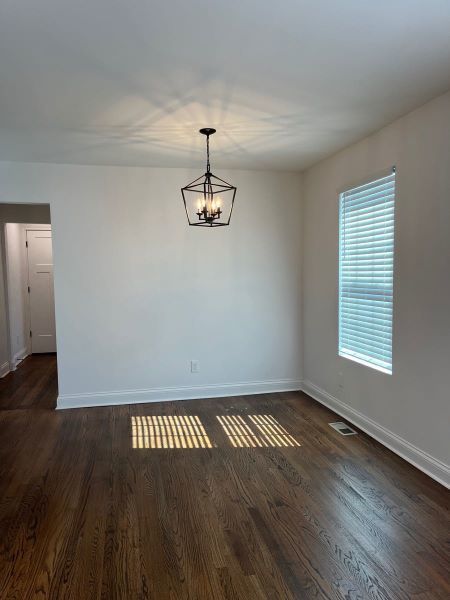 For Sale - Adorable Craftsman Cottage 2bd/2bath, Lincoln Park neighborhood property image