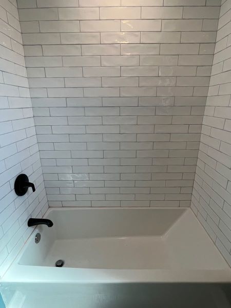 For Sale - Adorable Craftsman Cottage 2bd/2bath, Lincoln Park neighborhood property image