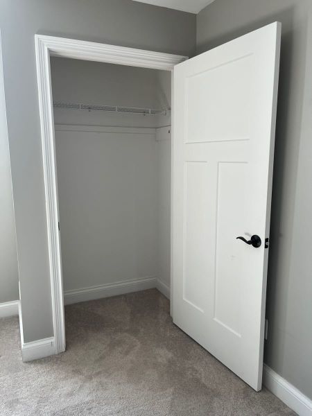 For Sale - Adorable Craftsman Cottage 2bd/2bath, Lincoln Park neighborhood property image