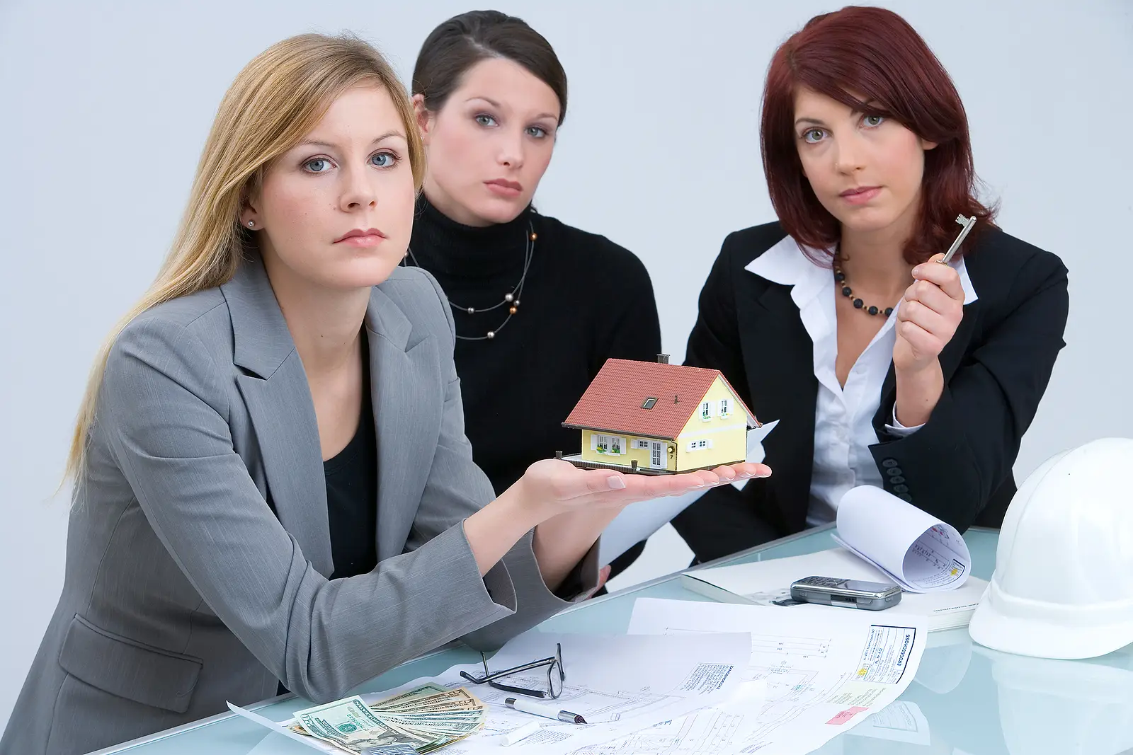 Knoxville Tenant Behavioral Red Flags That Don’t Appear on Any Report